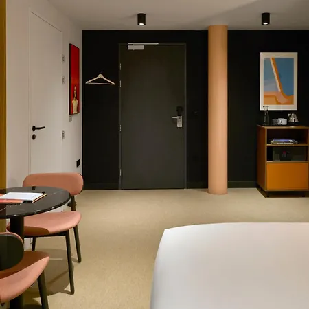 Good Hotel London-2